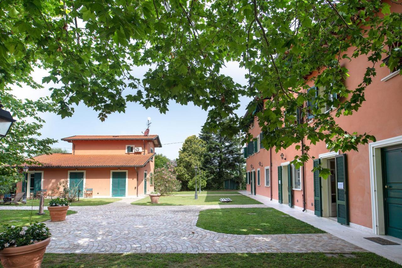 Relais Villa Isabel Pietrasanta Exterior photo